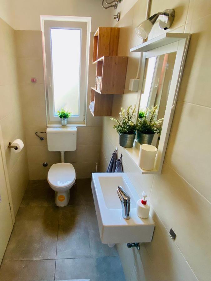 Studio Apartment Stazion With Free Parking Pazin Luaran gambar