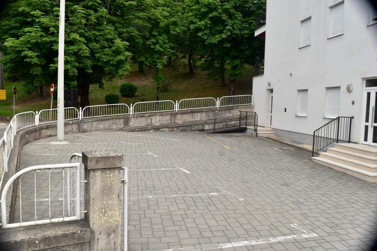 Studio Apartment Stazion With Free Parking Pazin Luaran gambar